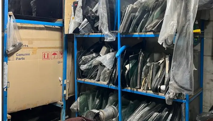 قیمت شیشه ماشین