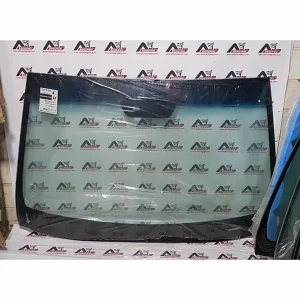 شیشه جلو سانتافه