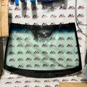 شیشه جلو تیوولی