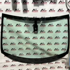 شیشه جلو تیگو 5