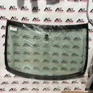 شیشه جلو میتسوبیشی میراژ