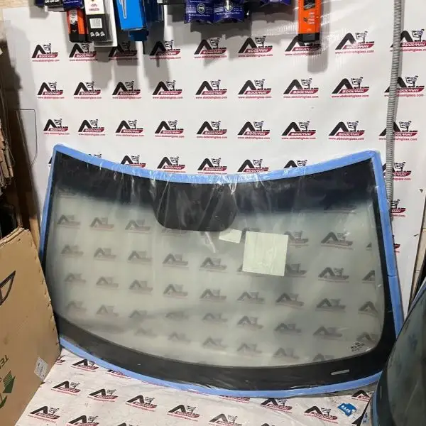 شیشه-جلو-کیا-سول