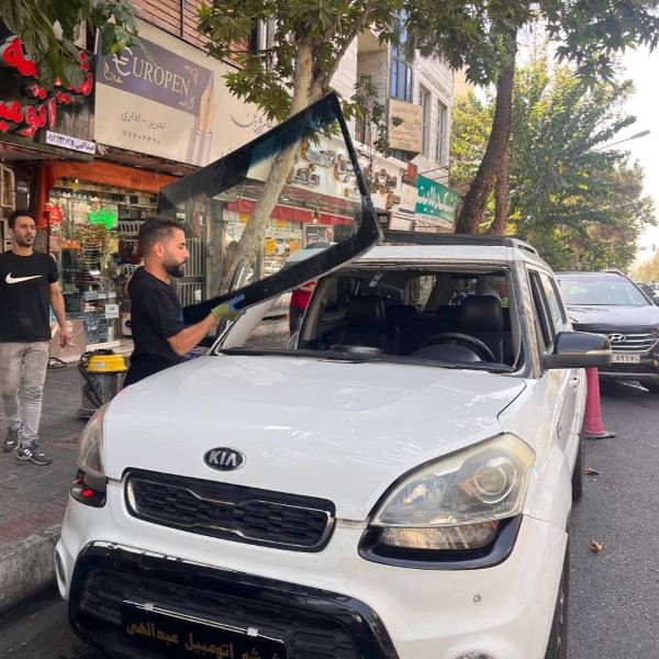 قیمت-شیشه-جلو-کیا-سول