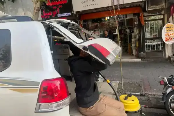 شیشه عقب لندکروز