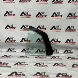 شیشه لچکی آریزو 5