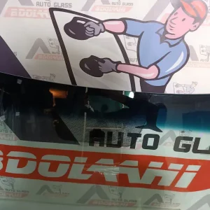 شیشه جلو اکسنت اصلی