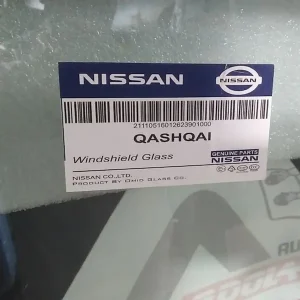 تعویض شیشه جلو نیسان قشقایی