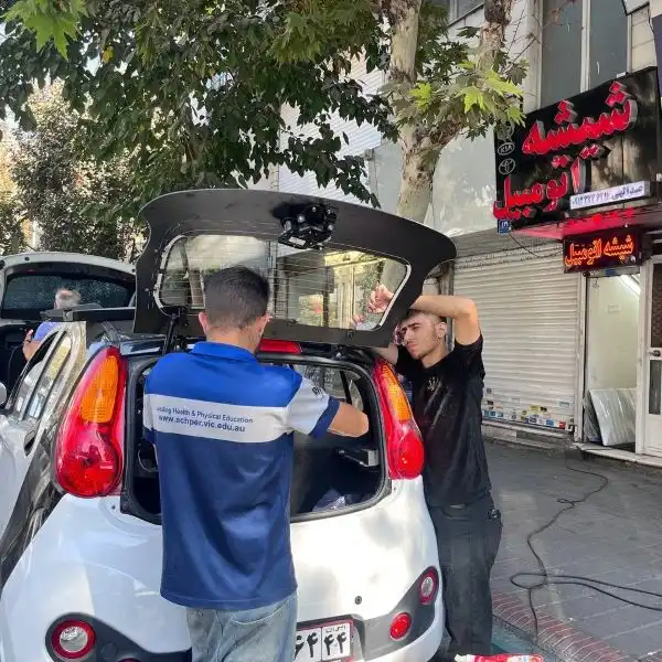 تعویض شیشه ماشین 24 ساعته