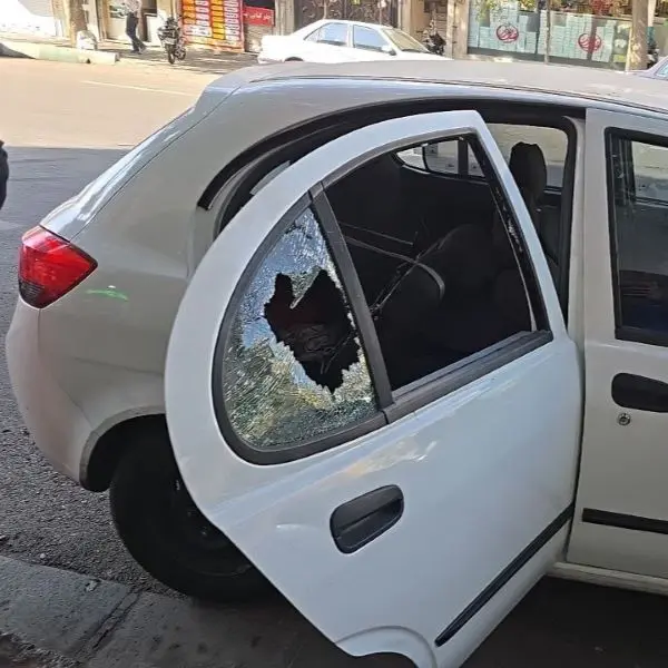تعویض-شیشه-ماشین-ایرانی-در-تهران